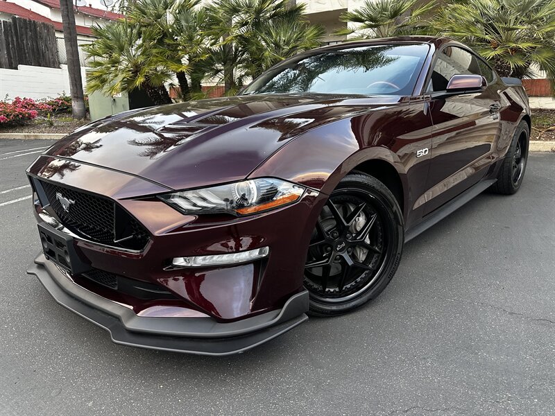 2018 Ford Mustang GT * 5.0 COYOTE V8 * 6 speed* LOW MILES   - Photo 7 - Vista, CA 92084