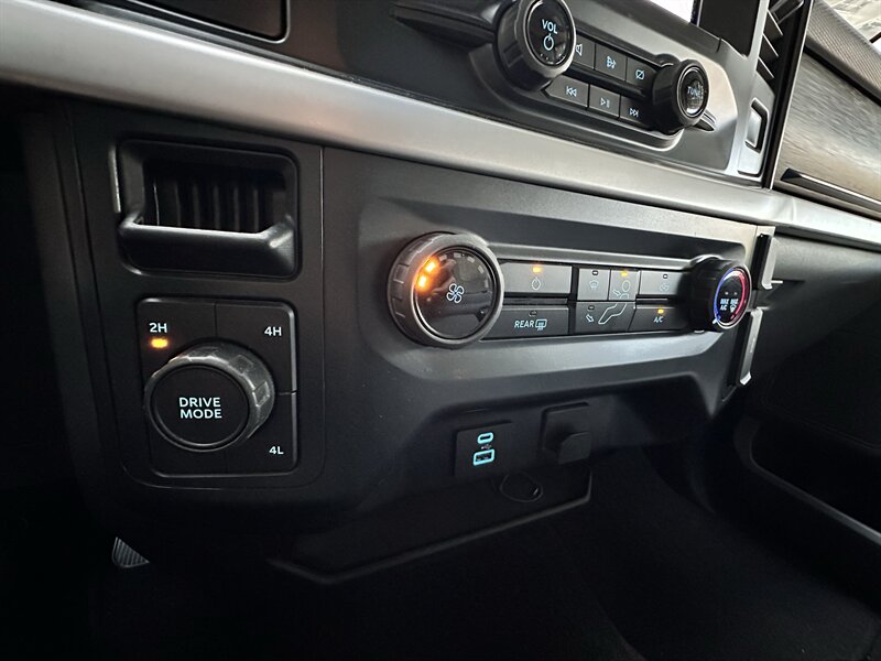 2022 Ford F-150 XLT - Photo 8 - Vista, CA 92084