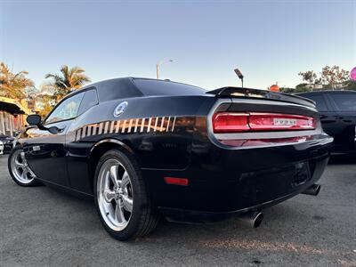 2010 Dodge Challenger R/T * HEMI V8 * 6 SPEED * LOWERED * RIMS * EXHAUST - Photo 4 - Vista, CA 92084