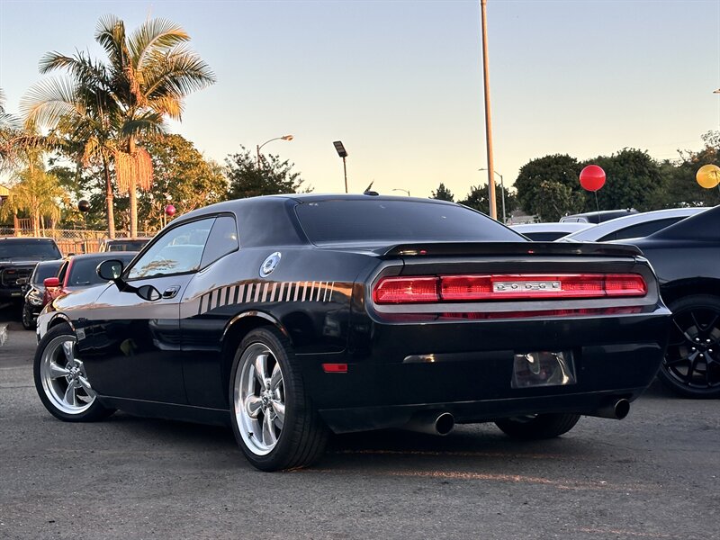 2010 Dodge Challenger R/T * HEMI V8 * 6 SPEED * LOWERED * RIMS * EXHAUST - Photo 25 - Vista, CA 92084
