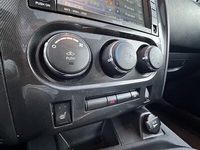 2010 Dodge Challenger R/T * HEMI V8 * 6 SPEED * LOWERED * RIMS * EXHAUST - Photo 8 - Vista, CA 92084