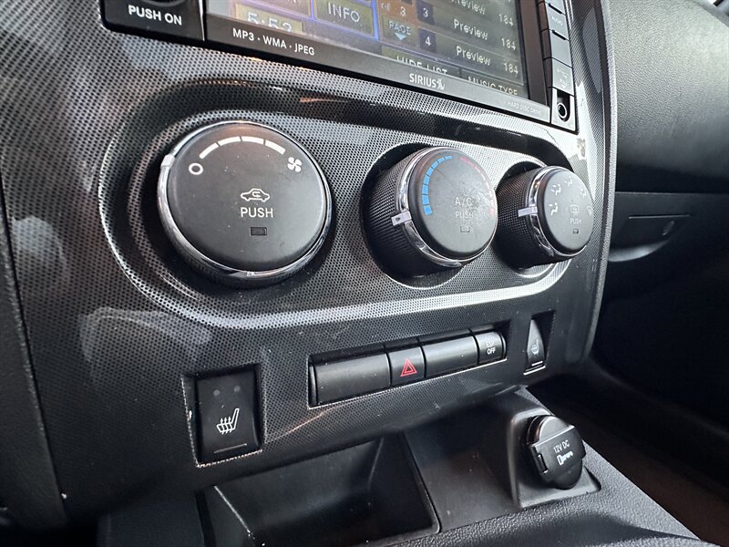 2010 Dodge Challenger R/T * HEMI V8 * 6 SPEED * LOWERED * RIMS * EXHAUST - Photo 8 - Vista, CA 92084