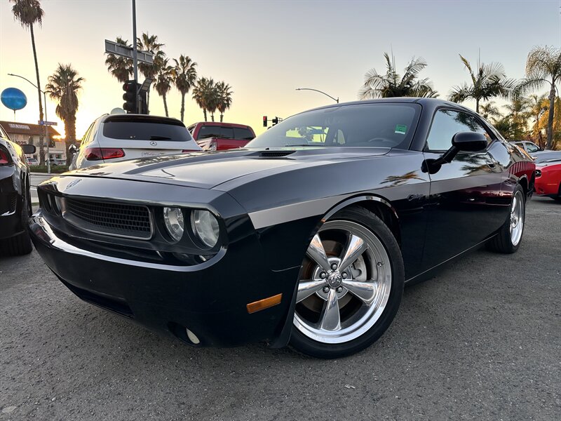 2010 Dodge Challenger R/T * HEMI V8 * 6 SPEED * LOWERED * RIMS * EXHAUST - Photo 13 - Vista, CA 92084