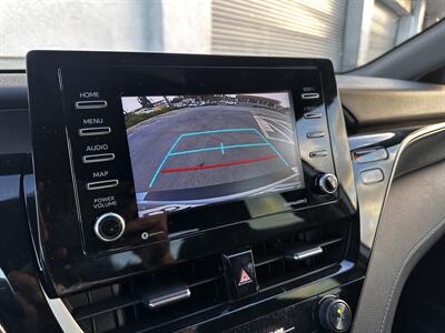 2021 Toyota Camry SE   - Photo 9 - Vista, CA 92084