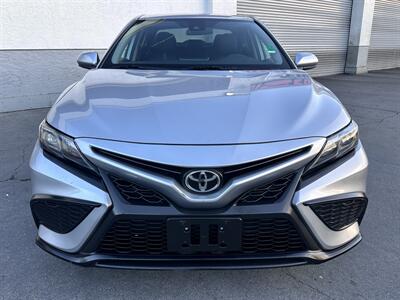 2021 Toyota Camry SE   - Photo 5 - Vista, CA 92084