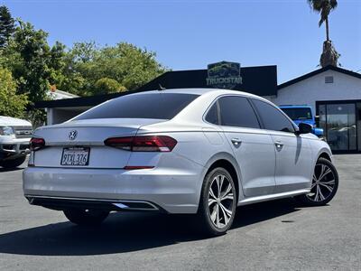 2020 Volkswagen Passat SEL   - Photo 12 - Vista, CA 92084