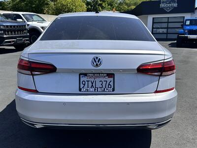 2020 Volkswagen Passat SEL   - Photo 5 - Vista, CA 92084