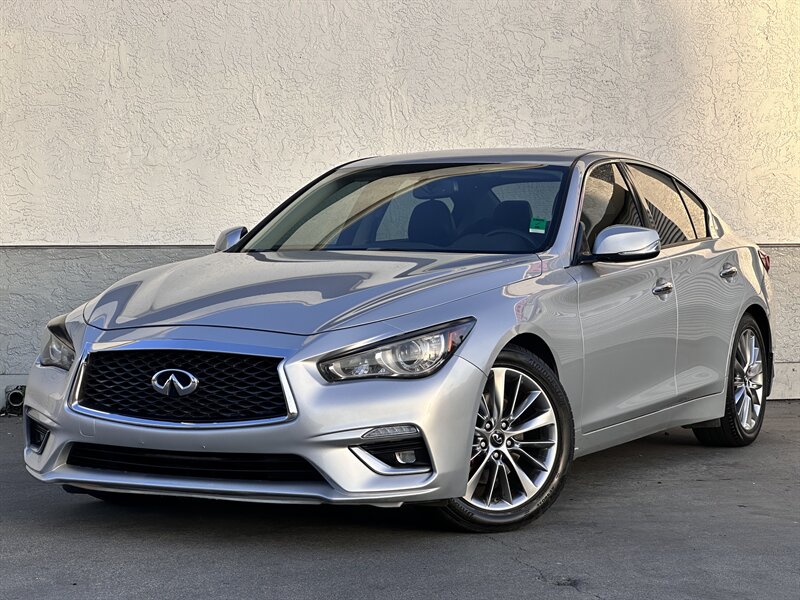 2018 INFINITI Q50 3.0T Luxe * TWIN TURBO V6 * - Photo 1 - Vista, CA 92084
