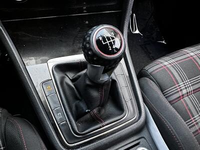 2015 Volkswagen Golf GTI S   - Photo 28 - Vista, CA 92084