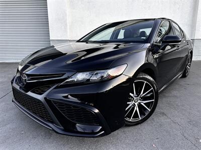 2022 Toyota Camry SE   - Photo 8 - Vista, CA 92084