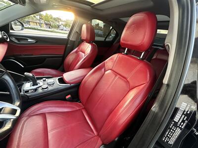 2021 Alfa Romeo Giulia Sprint * LOW MILES * PANO ROOF *   - Photo 15 - Vista, CA 92084