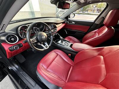 2021 Alfa Romeo Giulia Sprint * LOW MILES * PANO ROOF *   - Photo 14 - Vista, CA 92084