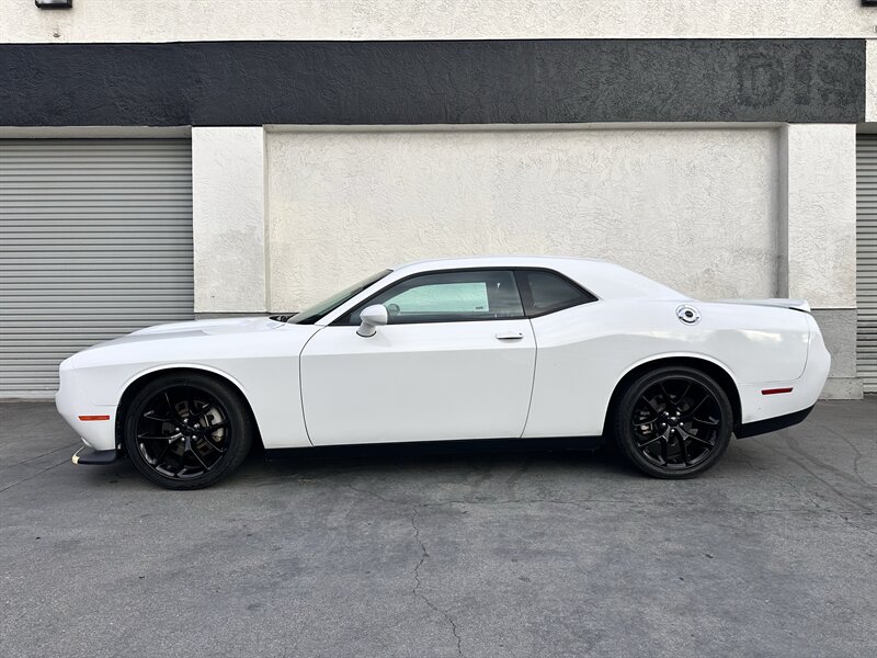 2022 Dodge Challenger GT * LOW MILES * BLACK WHEELS * - Photo 16 - Vista, CA 92084