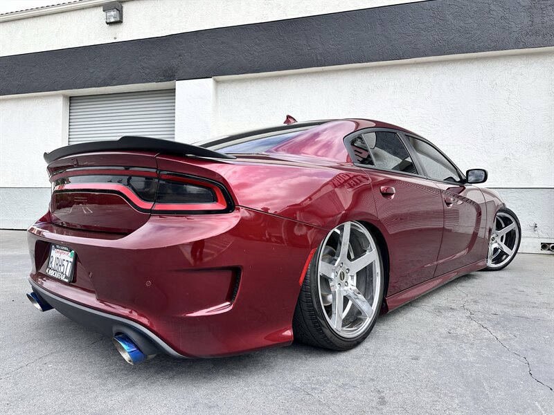2019 Dodge Charger R/T * HEMI * AIRLIFT AIR RIDE * 22 " RIMS * EXHAUST - Photo 12 - Vista, CA 92084