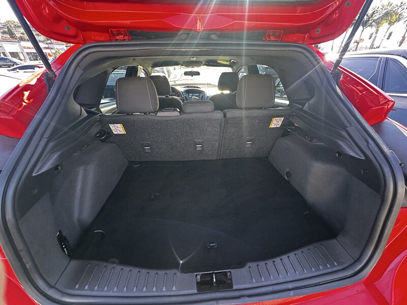 2016 Ford Focus ST - Photo 14 - Vista, CA 92084