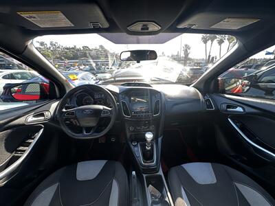 2016 Ford Focus ST - Photo 15 - Vista, CA 92084