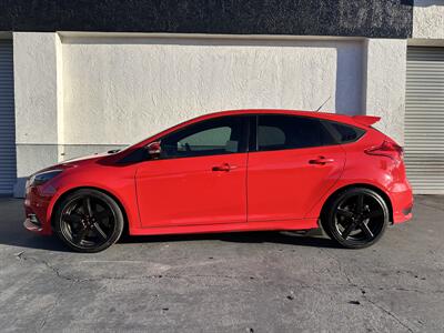 2016 Ford Focus ST - Photo 11 - Vista, CA 92084