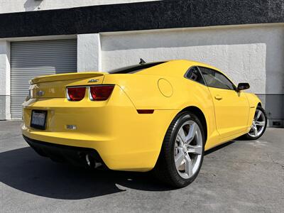 2010 Chevrolet Camaro SS * 6.2 liter V8 * BLACK AND YELLOW *   - Photo 11 - Vista, CA 92084