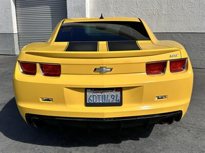 2010 Chevrolet Camaro SS * 6.2 liter V8 * BLACK AND YELLOW *   - Photo 6 - Vista, CA 92084