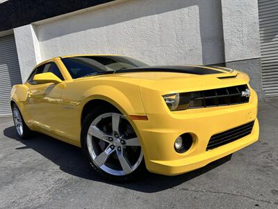 2010 Chevrolet Camaro SS * 6.2 liter V8 * BLACK AND YELLOW *   - Photo 18 - Vista, CA 92084