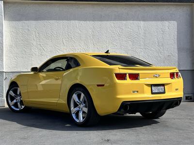2010 Chevrolet Camaro SS * 6.2 liter V8 * BLACK AND YELLOW *   - Photo 4 - Vista, CA 92084