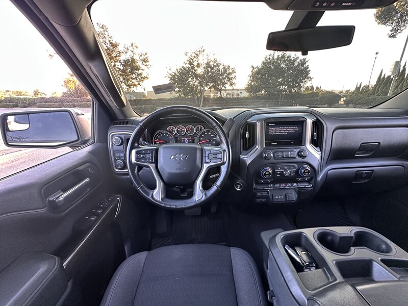 2019 Chevrolet Silverado 1500 RST - Photo 15 - Vista, CA 92084