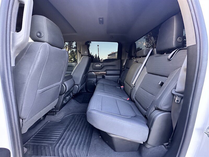 2019 Chevrolet Silverado 1500 RST - Photo 17 - Vista, CA 92084