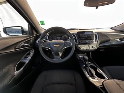 2024 Chevrolet Malibu LT   - Photo 18 - Vista, CA 92084