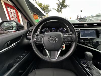 2020 Toyota Camry LE   - Photo 16 - Vista, CA 92084