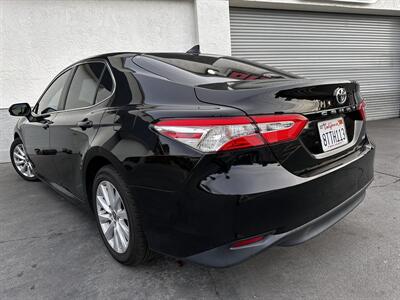 2020 Toyota Camry LE   - Photo 5 - Vista, CA 92084