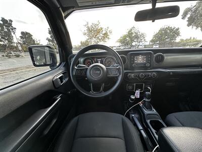 2018 Jeep Wrangler Sport   - Photo 14 - Vista, CA 92084