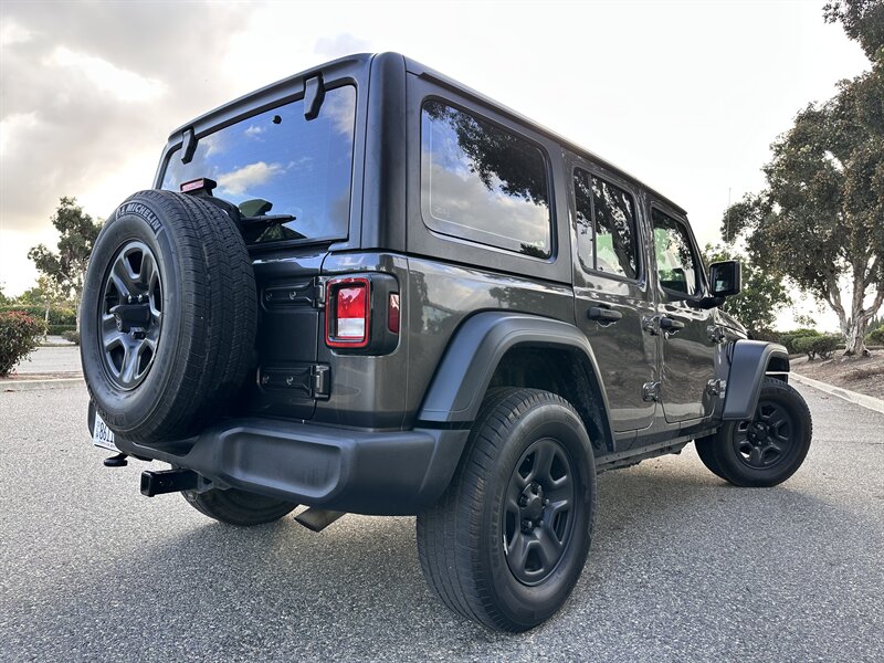 2018 Jeep Wrangler Sport   - Photo 20 - Vista, CA 92084
