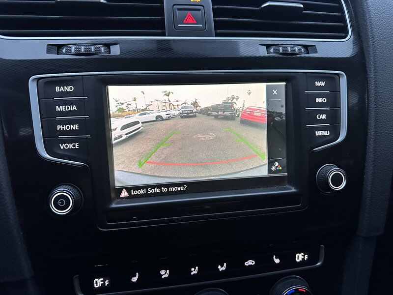 2016 Volkswagen Golf GTI Autobahn * TURBO * 6 SPEED MANUAL * LEATHER * - Photo 22 - Vista, CA 92084
