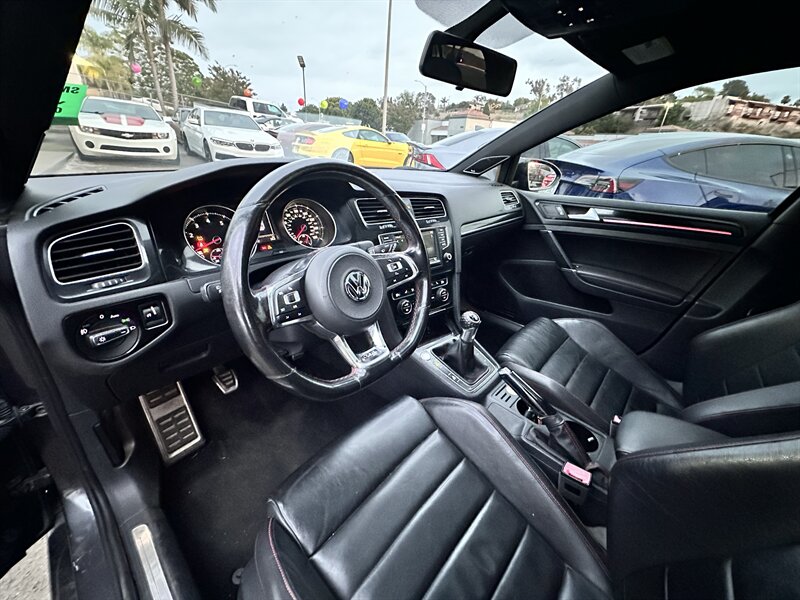 2016 Volkswagen Golf GTI Autobahn * TURBO * 6 SPEED MANUAL * LEATHER * - Photo 13 - Vista, CA 92084