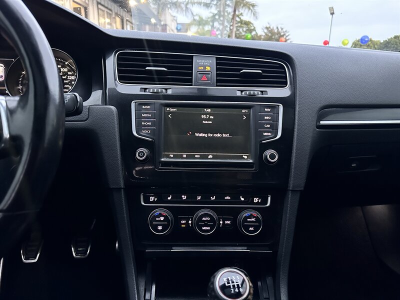 2016 Volkswagen Golf GTI Autobahn * TURBO * 6 SPEED MANUAL * LEATHER * - Photo 19 - Vista, CA 92084