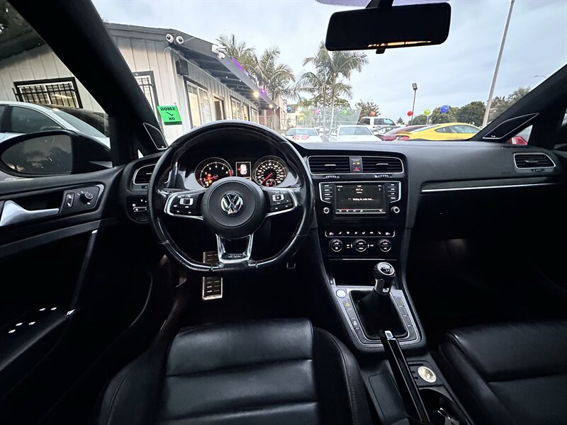 2016 Volkswagen Golf GTI Autobahn * TURBO * 6 SPEED MANUAL * LEATHER * - Photo 17 - Vista, CA 92084