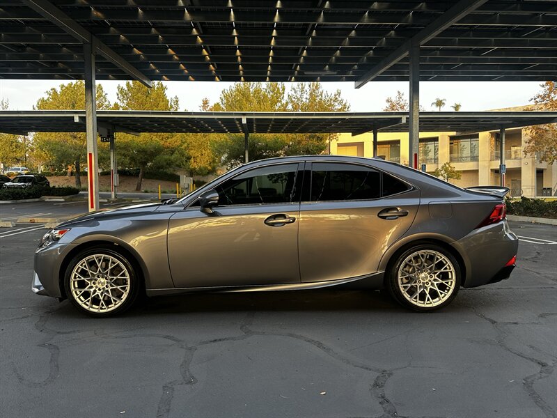 2016 Lexus IS 200t - Photo 29 - Vista, CA 92084