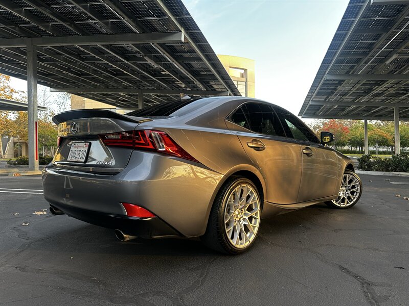 2016 Lexus IS 200t - Photo 11 - Vista, CA 92084