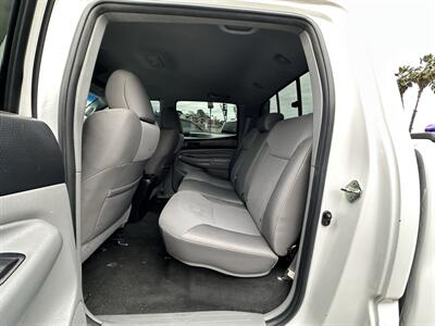 2015 Toyota Tacoma PreRunner V6   - Photo 17 - Vista, CA 92084