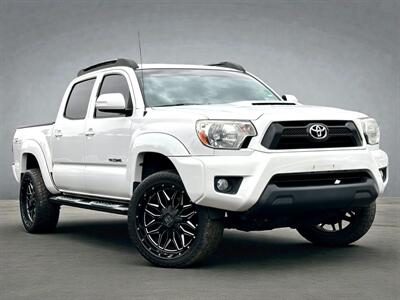 2015 Toyota Tacoma PreRunner V6   - Photo 3 - Vista, CA 92084