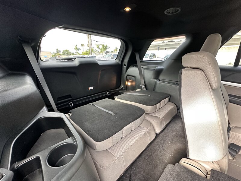 2019 Ford Explorer * LOW MILES * 4 CYLINDER * GAS SAVER * 7 SEATER * - Photo 28 - Vista, CA 92084