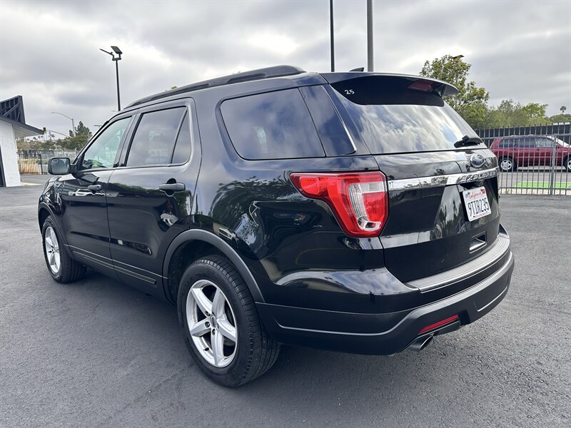 2019 Ford Explorer * LOW MILES * 4 CYLINDER * GAS SAVER * 7 SEATER * - Photo 13 - Vista, CA 92084