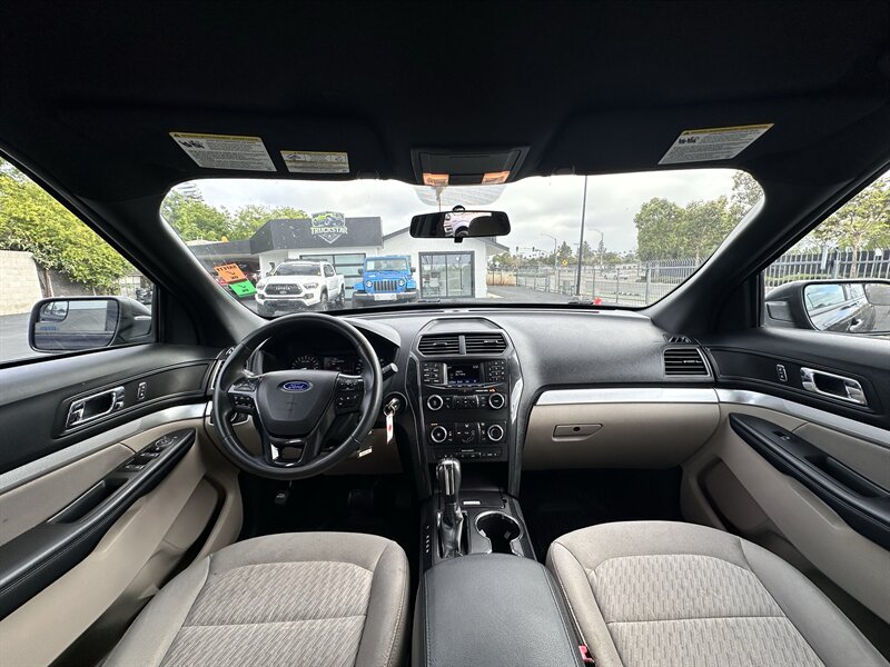 2019 Ford Explorer * LOW MILES * 4 CYLINDER * GAS SAVER * 7 SEATER * - Photo 19 - Vista, CA 92084
