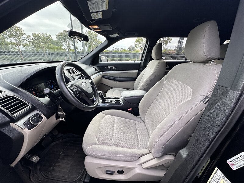 2019 Ford Explorer * LOW MILES * 4 CYLINDER * GAS SAVER * 7 SEATER * - Photo 23 - Vista, CA 92084