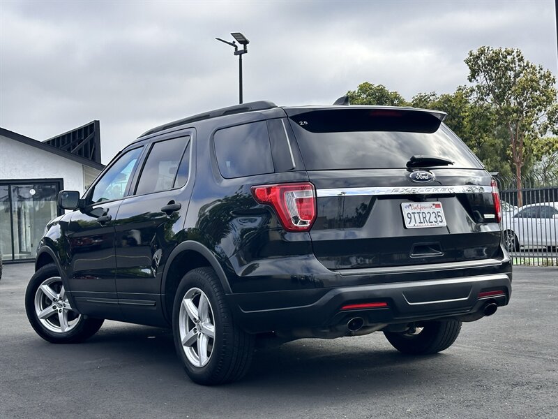 2019 Ford Explorer * LOW MILES * 4 CYLINDER * GAS SAVER * 7 SEATER * - Photo 4 - Vista, CA 92084