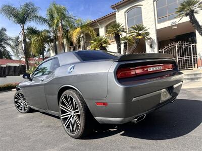 2011 Dodge Challenger SE   - Photo 2 - Vista, CA 92084