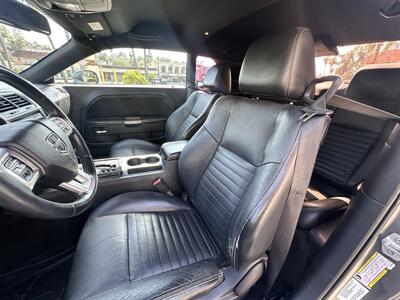 2011 Dodge Challenger SE   - Photo 15 - Vista, CA 92084