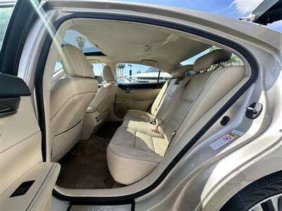 2014 Lexus ES 350   - Photo 17 - Vista, CA 92084