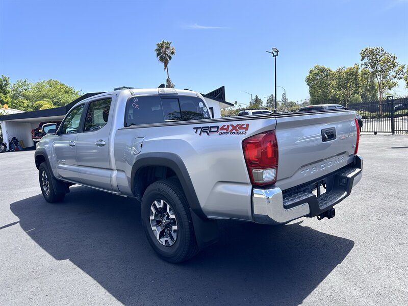2017 Toyota Tacoma TRD Off-Road - Photo 17 - Vista, CA 92084