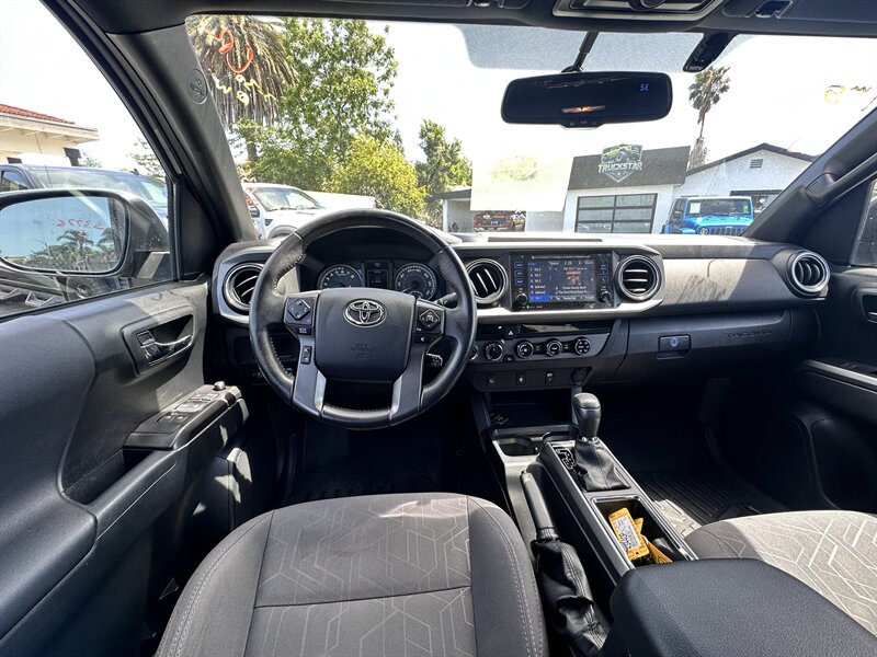 2017 Toyota Tacoma TRD Off-Road - Photo 25 - Vista, CA 92084